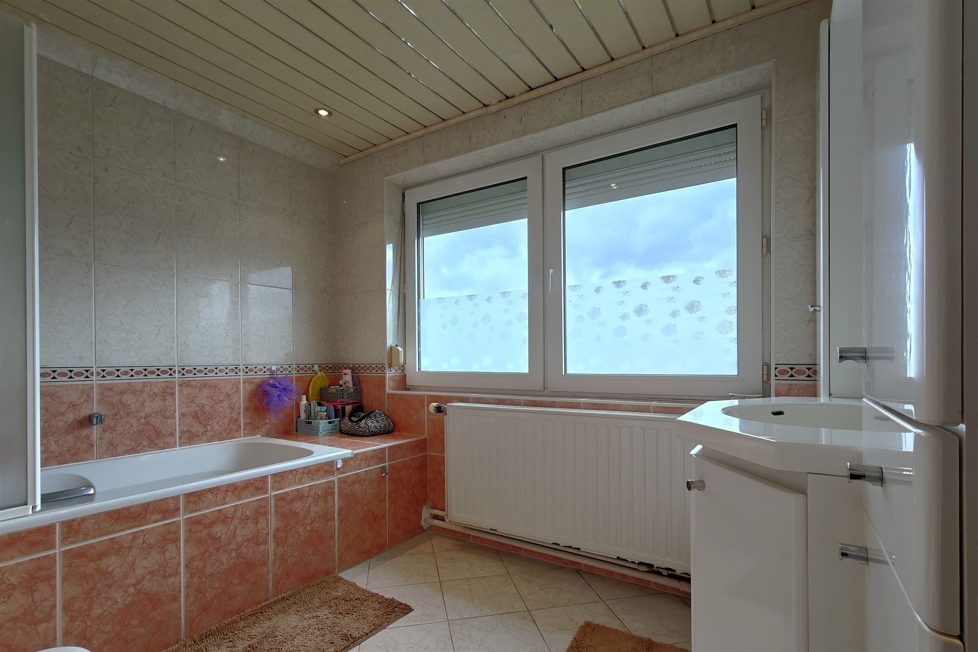 Statige woning op 9a15ca met 4 slpk. in verzorgde woonwijk te Kesselt foto 19