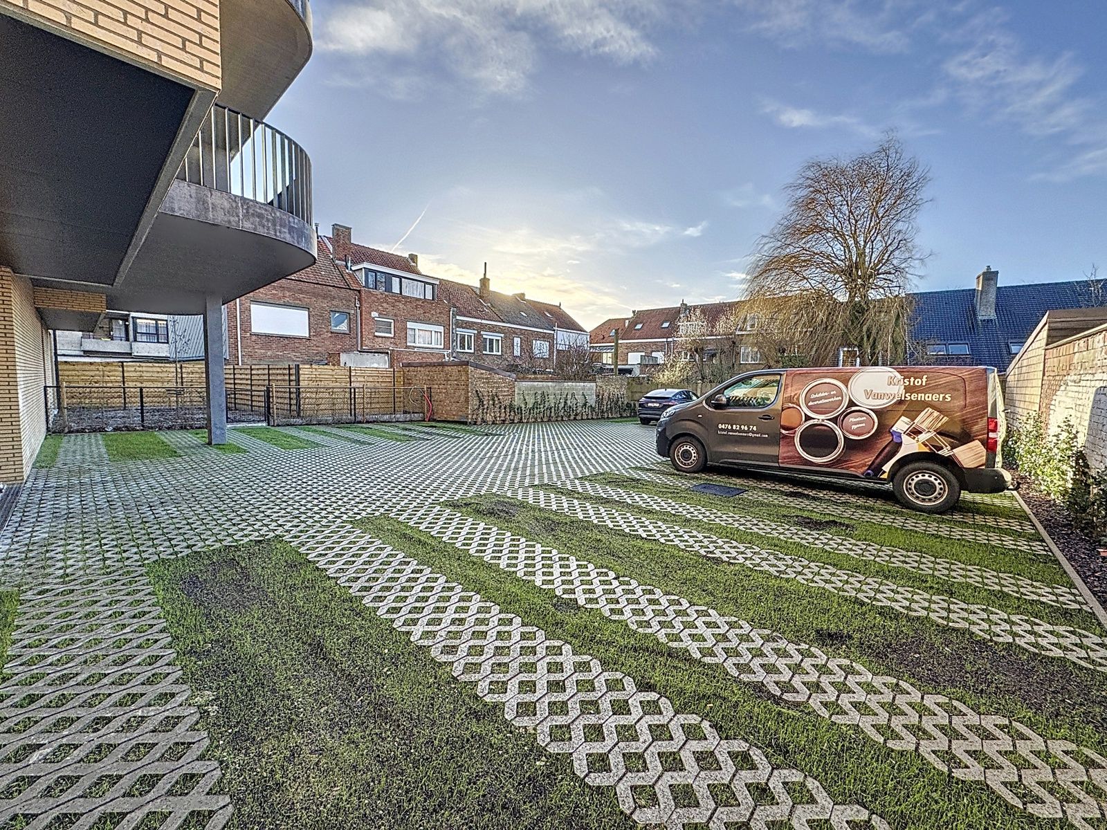 Parkeerplaats te koop foto {{pictureIndex}}