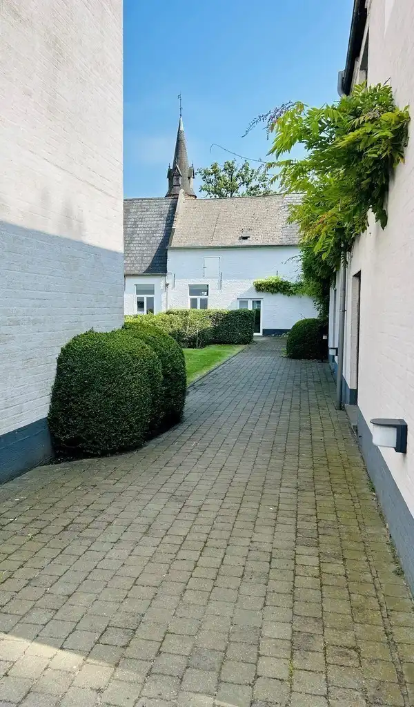 Gemeubelde kantoren in Axxes Business Center in Merelbeke foto 27