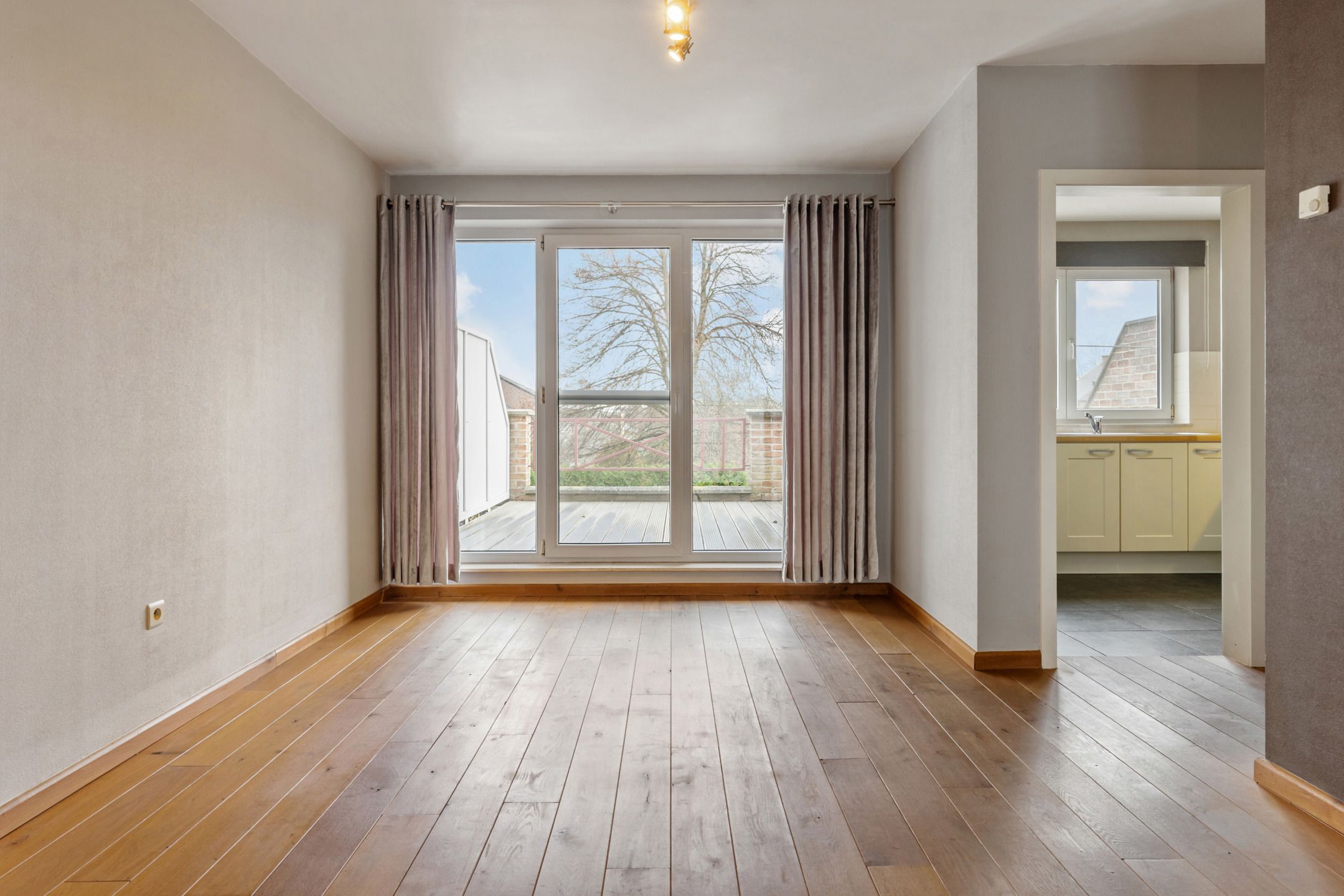 Duplex appartement met garage te Vlijtingen foto 5