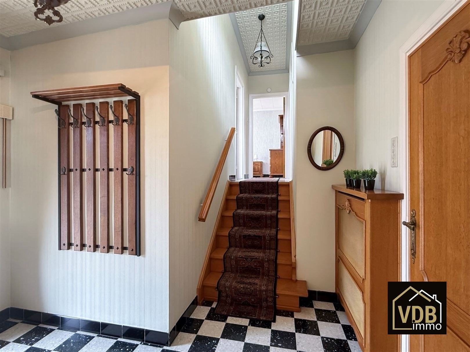 WONING MET 3 SLAAPKAMERS - GARAGE EN LEUKE TUIN foto 30