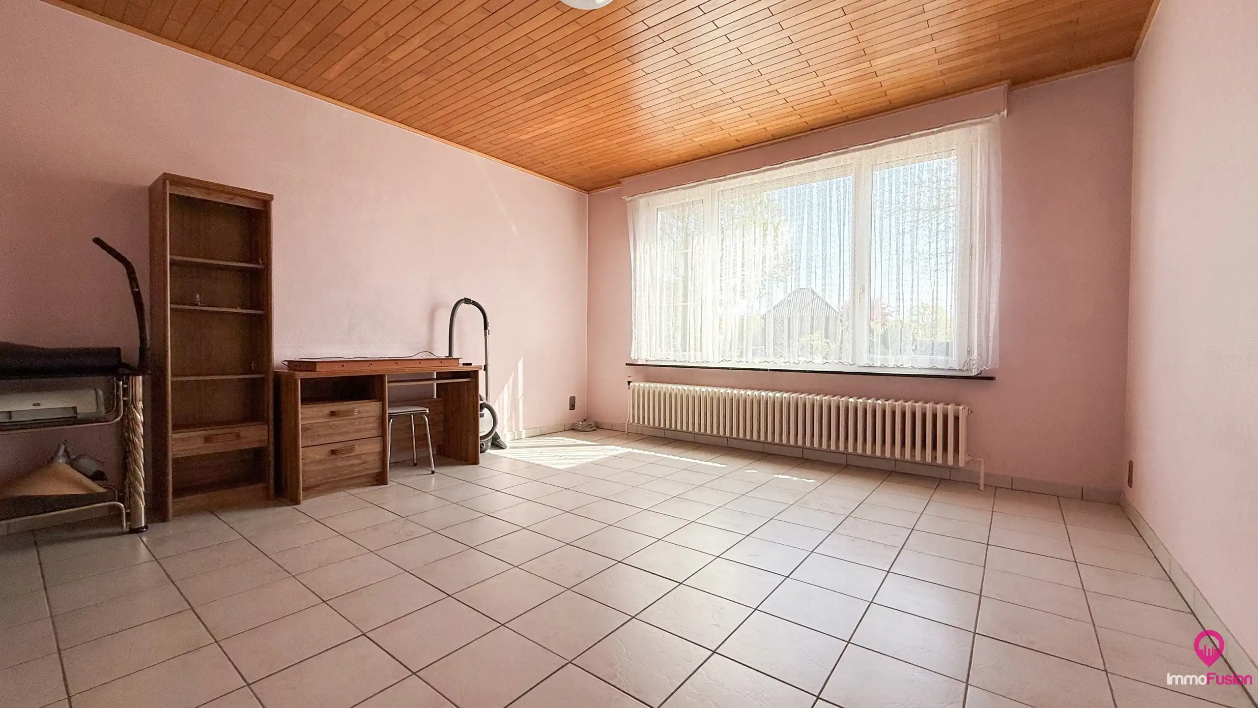 Ruime open bebouwing van 328m² met 5 slpk op toplocatie! foto 15