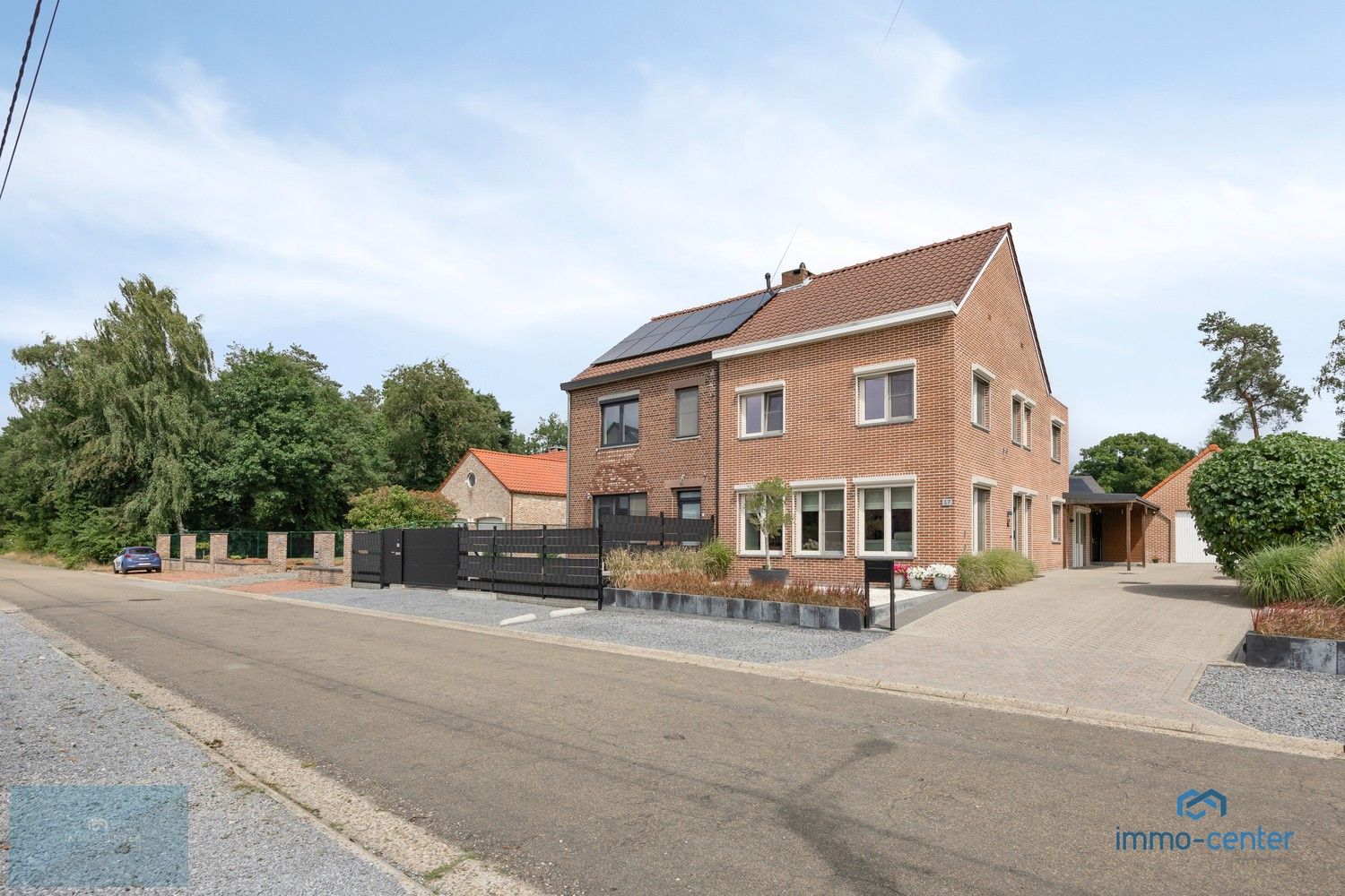 Exclusief wonen: luxueus gerenoveerde woning met buitenverblijf, EPC B en zonnepanelen foto 39