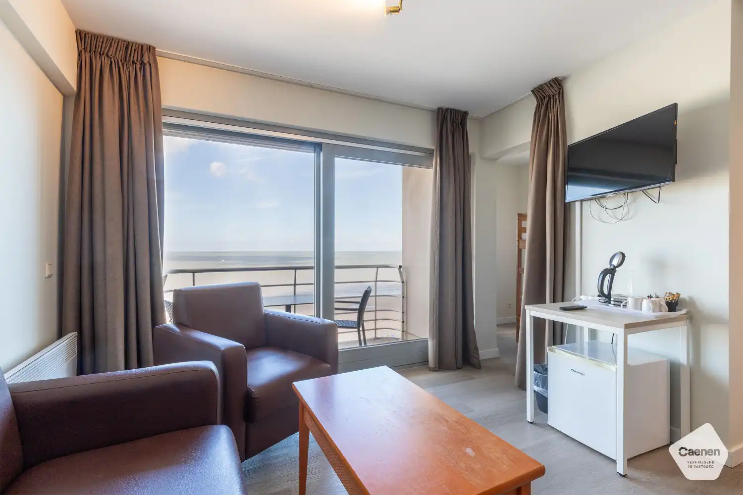 Eén slaapkamer appartement met frontaal zeezicht foto 2