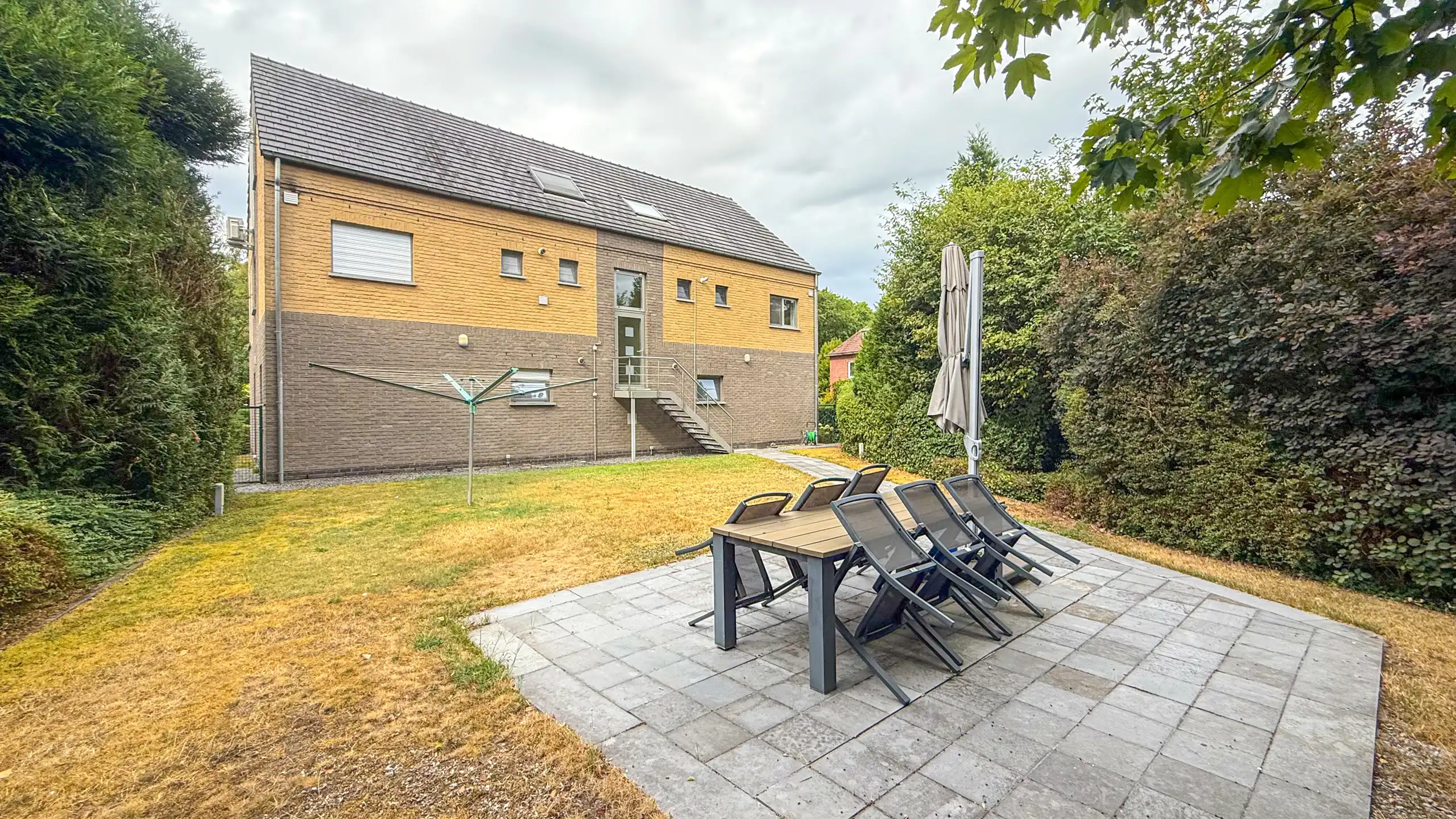 Duplexappartement met 3 slpks, terras en groene omgeving! foto 35
