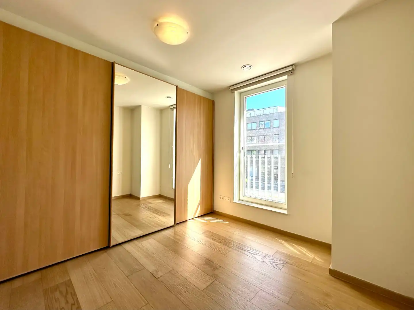 Lichtrijk appartement op wandelafstand van 't Zand foto 9