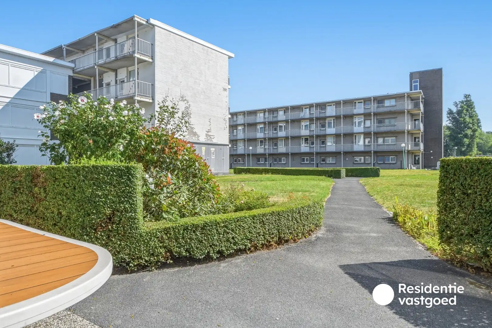 Instapklaar éénslaapkamerappartement met terras, berging en staanplaats in Vosseslag foto 2