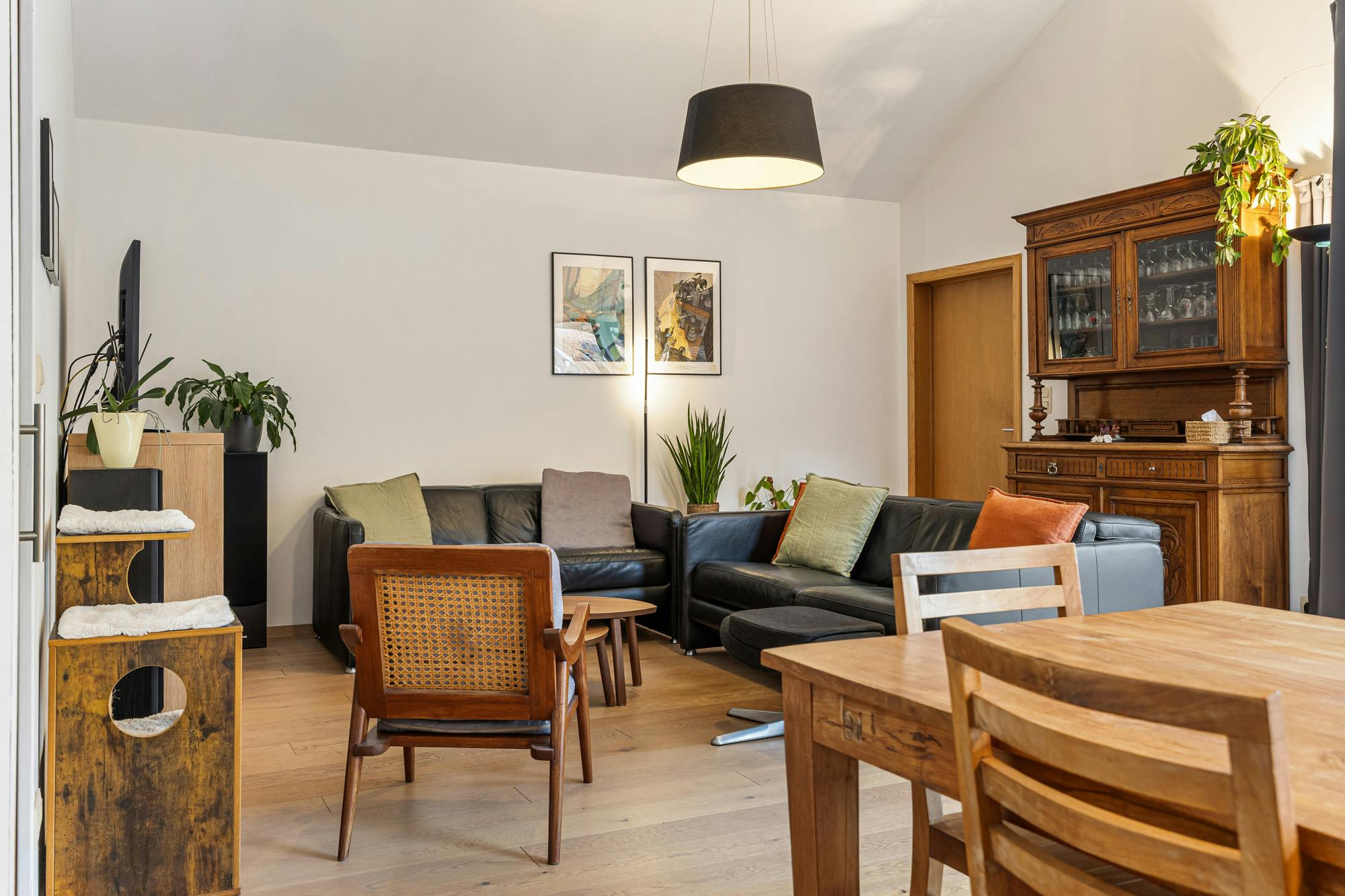 Volledig gerenoveerde gezinswoning op 12 Are te Alken  foto 7