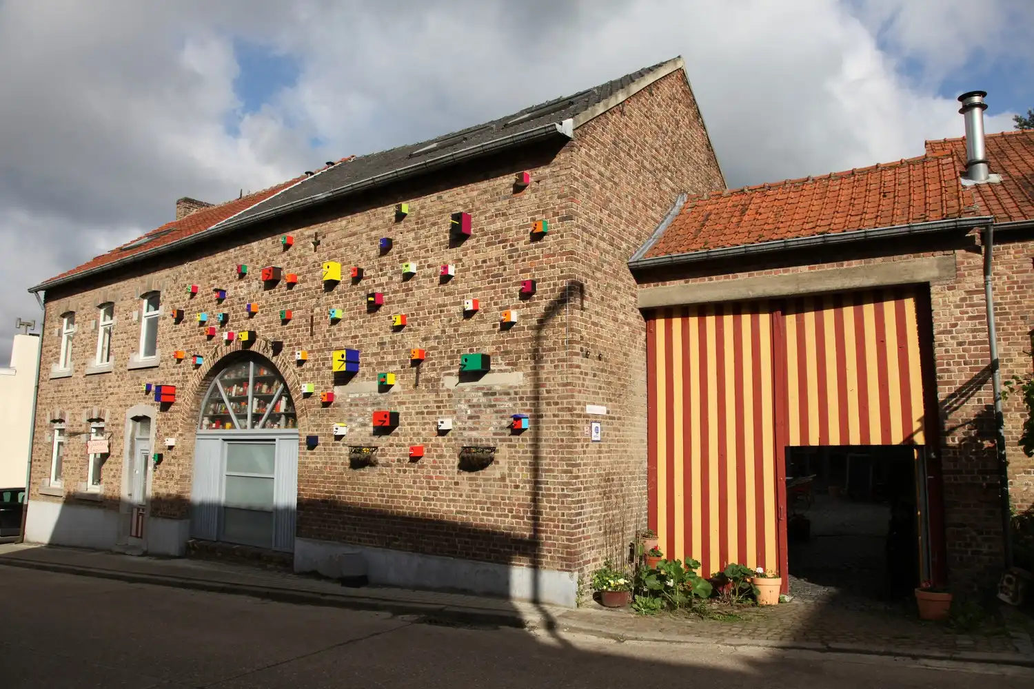 Unieke B&B in voormalige hoeve te Heks (Heers) – wonen, ondernemen en genieten in het groen foto 24