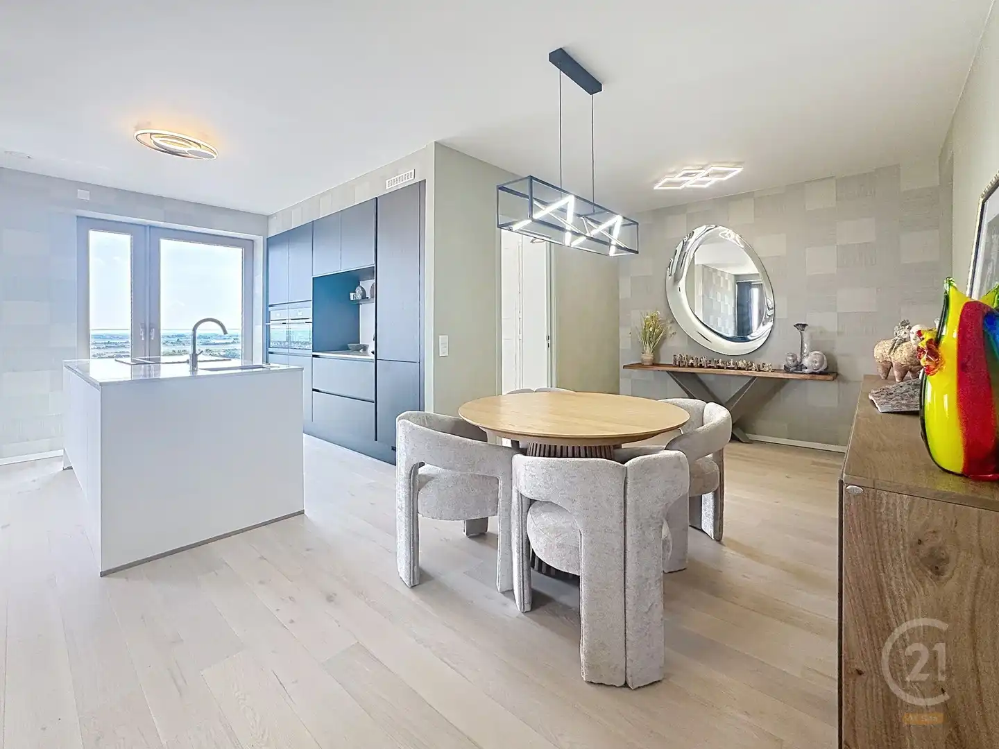 Exclusief nieuwbouw hoekappartement met panoramisch uitzicht en zijdelings zeezicht in Oostende foto 5