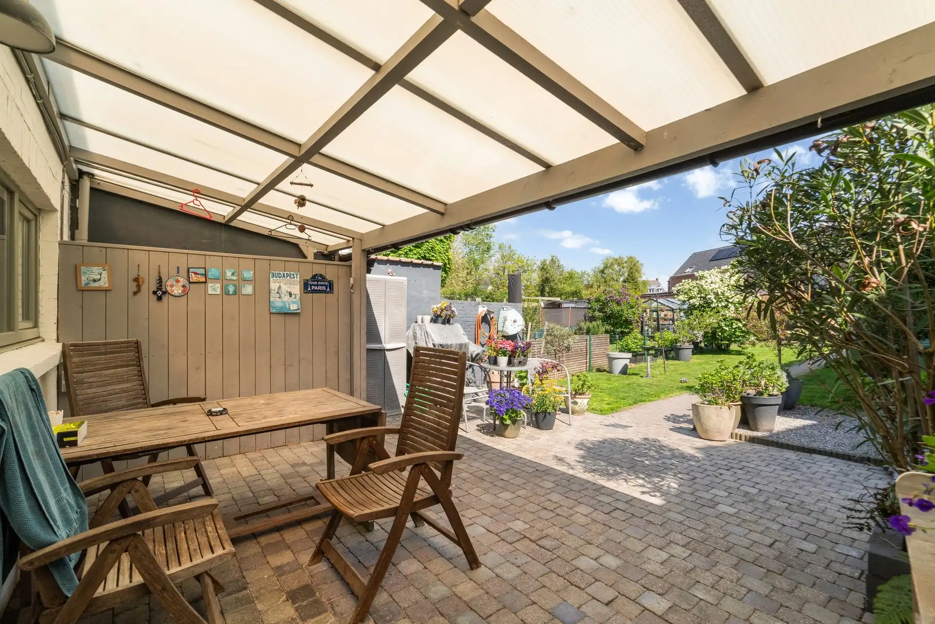 Charmante Half open bebouwing met 2 slaapkamers en prachtige tuin.  foto 13