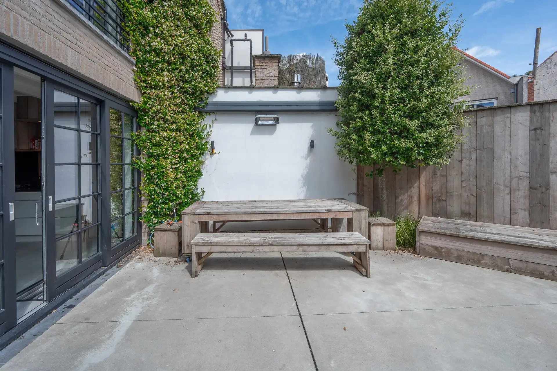 Gemeubeld: recente gezellige woning met 3 slaapkamers in het oude Knokke! foto 6