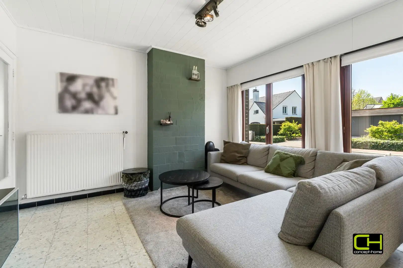 Vrijstaande bungalow met loods op een perceel van 865 m² te koop in Merendree foto 5
