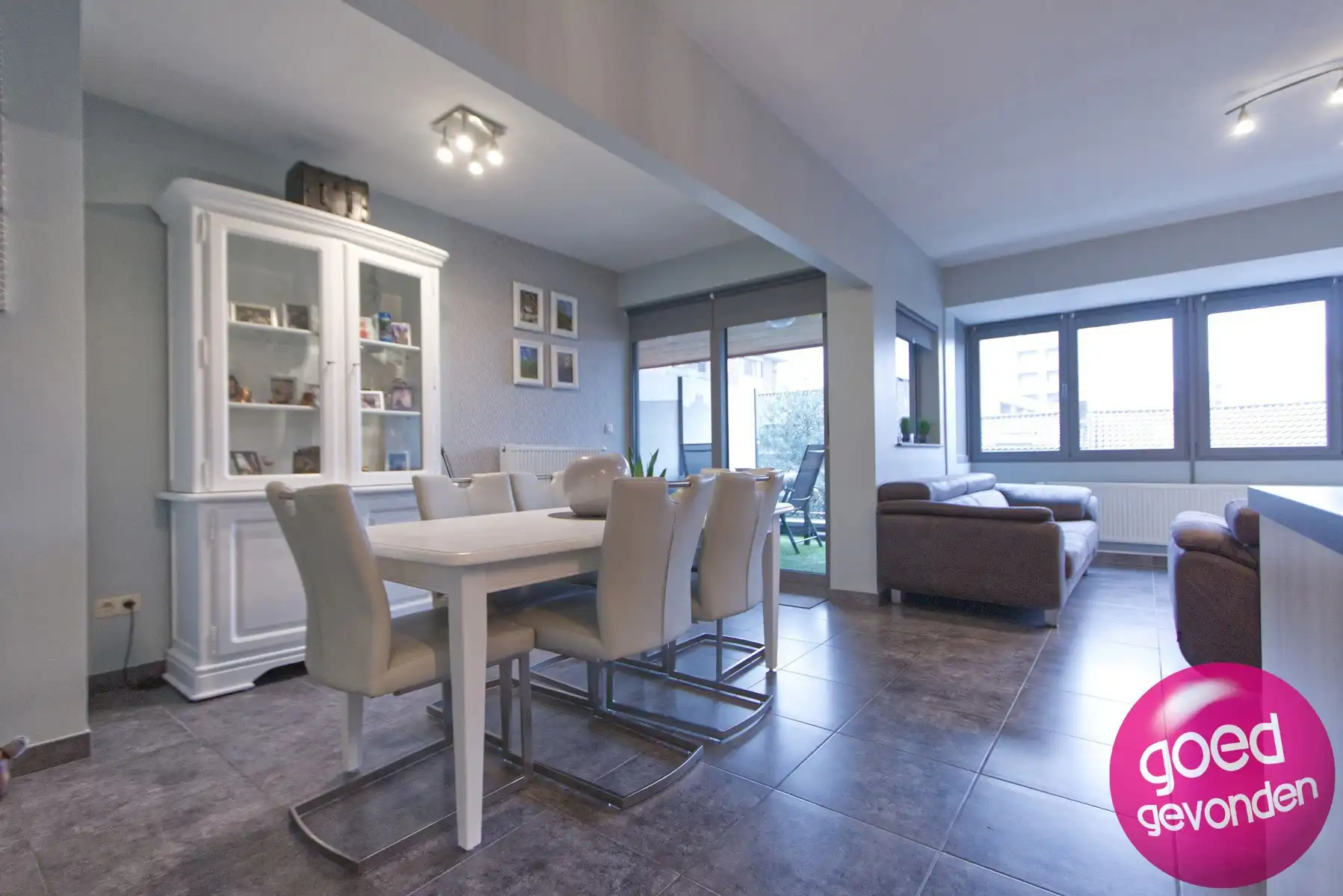 APP - 3 SLK - TERRAS - KELDER - LIFT - CENTRUM foto 3