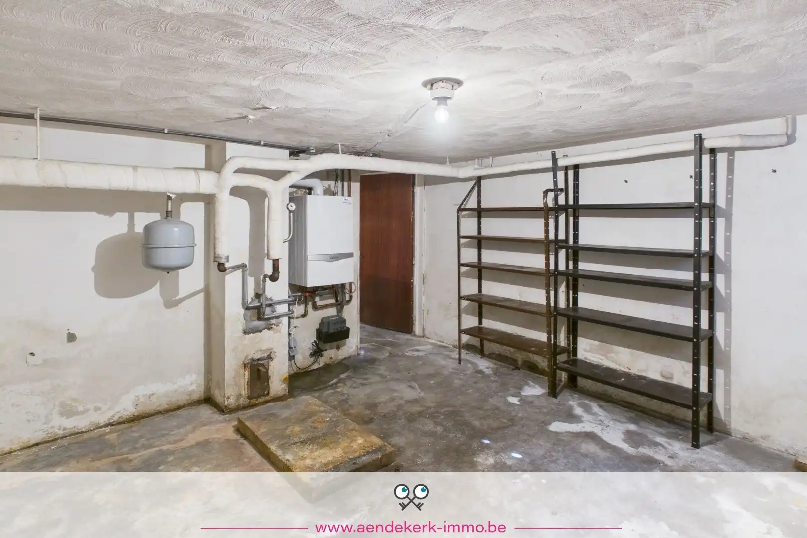 Vrijstaande woning met 4 slaapkamers en garage, zonder renovatieplicht  foto 18