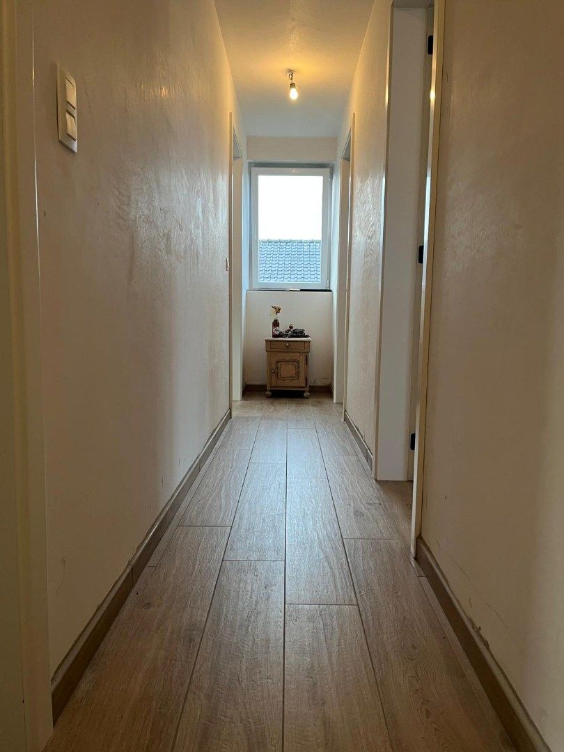 Energiezuinige Half Open  met garage foto 12