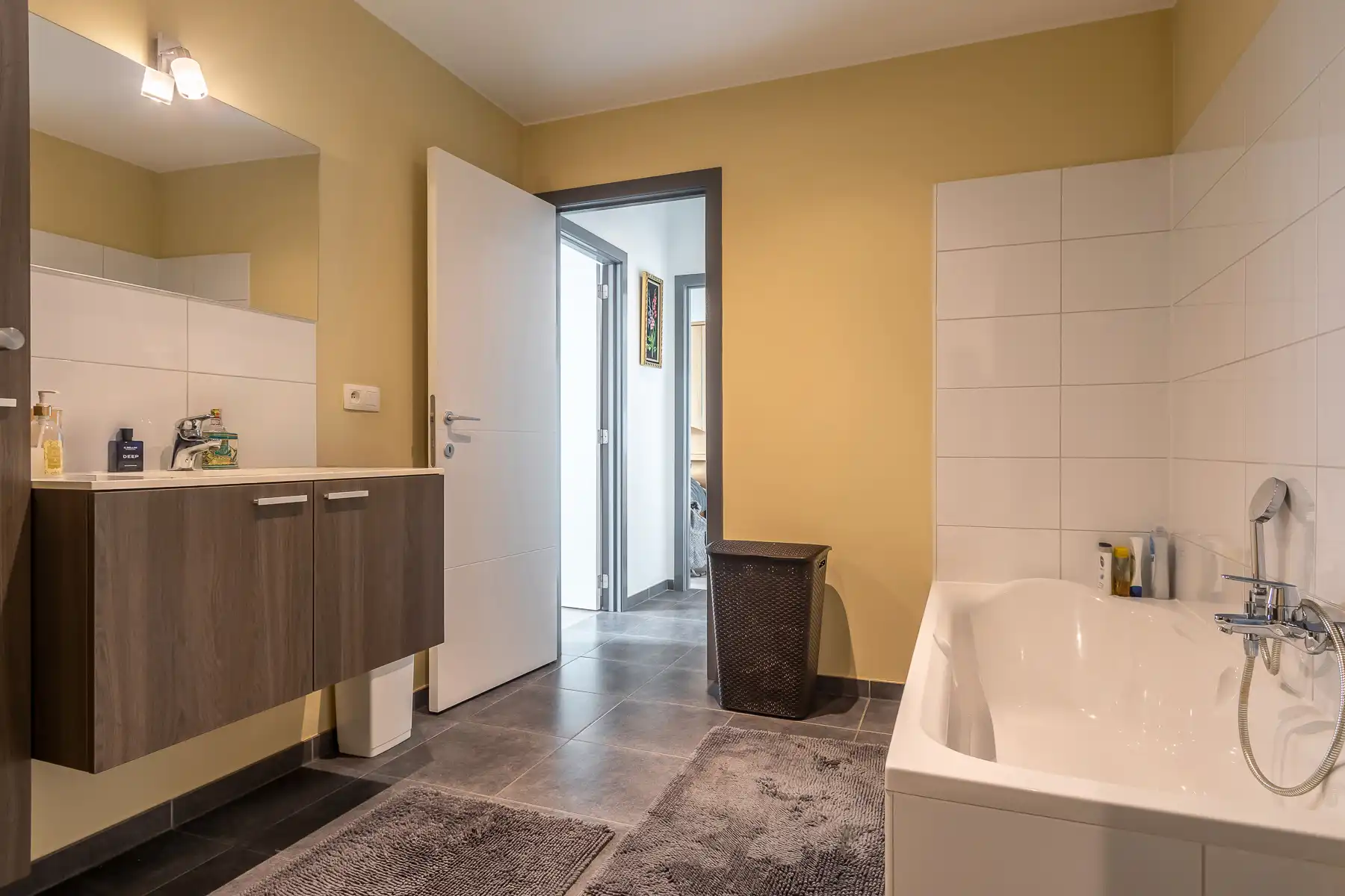 Gelijkvloersapp met 2 slaapkmrs, 2 terrassen + parkeerplaats foto 20