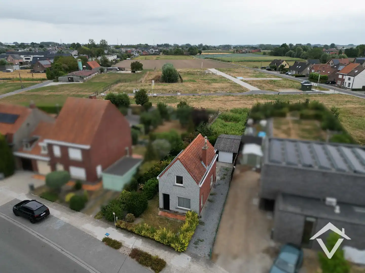 Alleenstaande woning met twee slaapkamers, tuin en garage te Roeselare foto 24