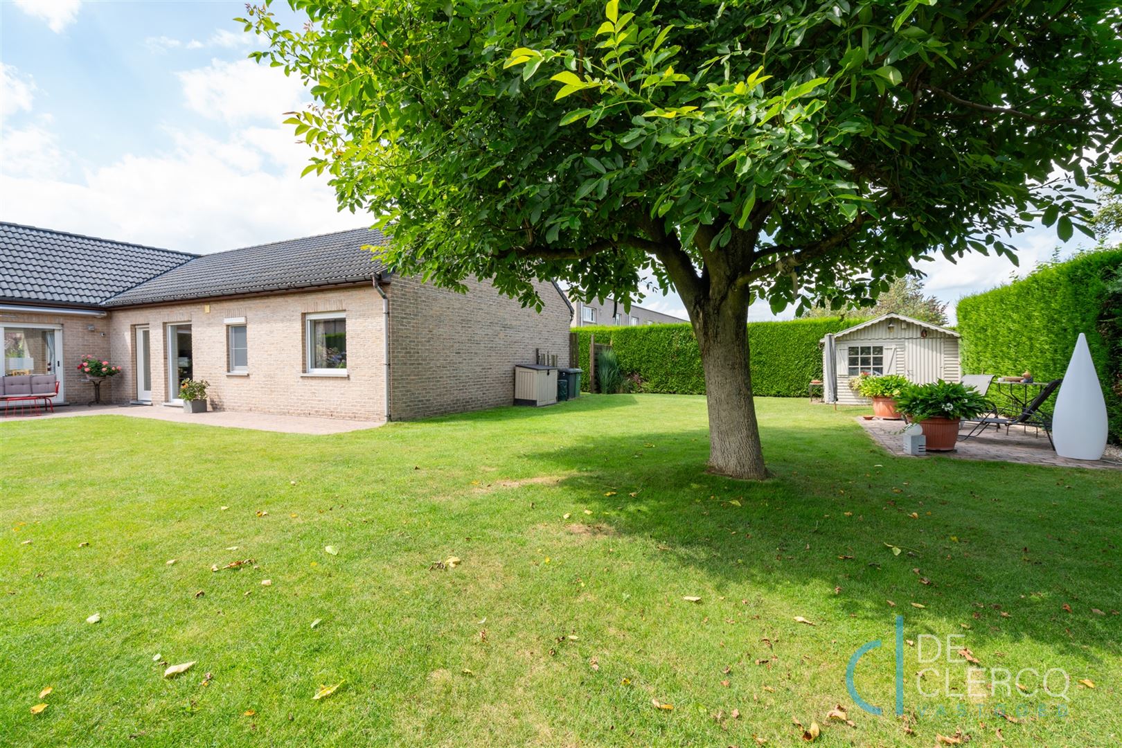 Moderne bungalow met zolder en tuin te koop in Oostakker!  foto 17