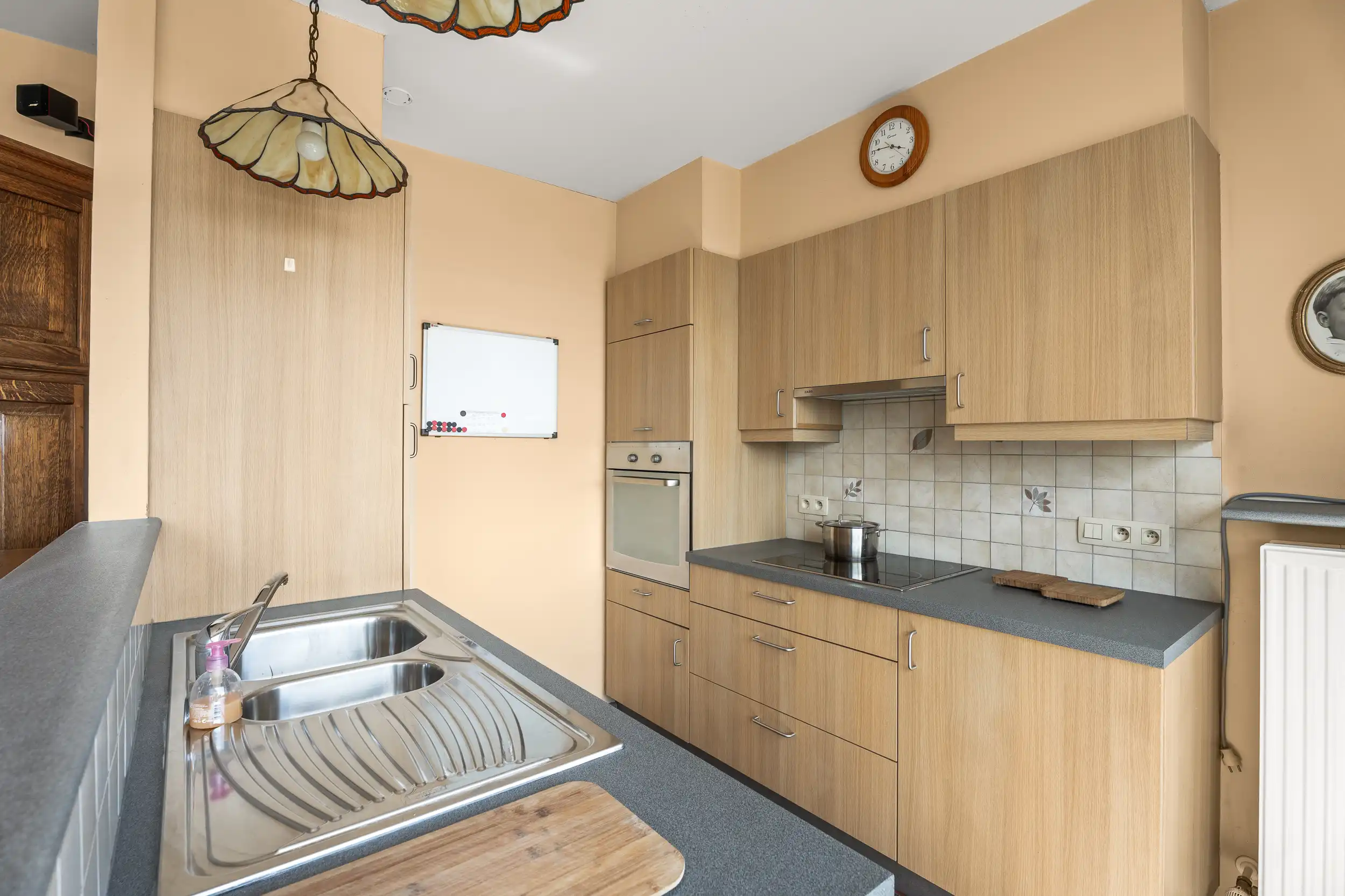 Appartement midden in het centrum van Kruishoutem! foto 6