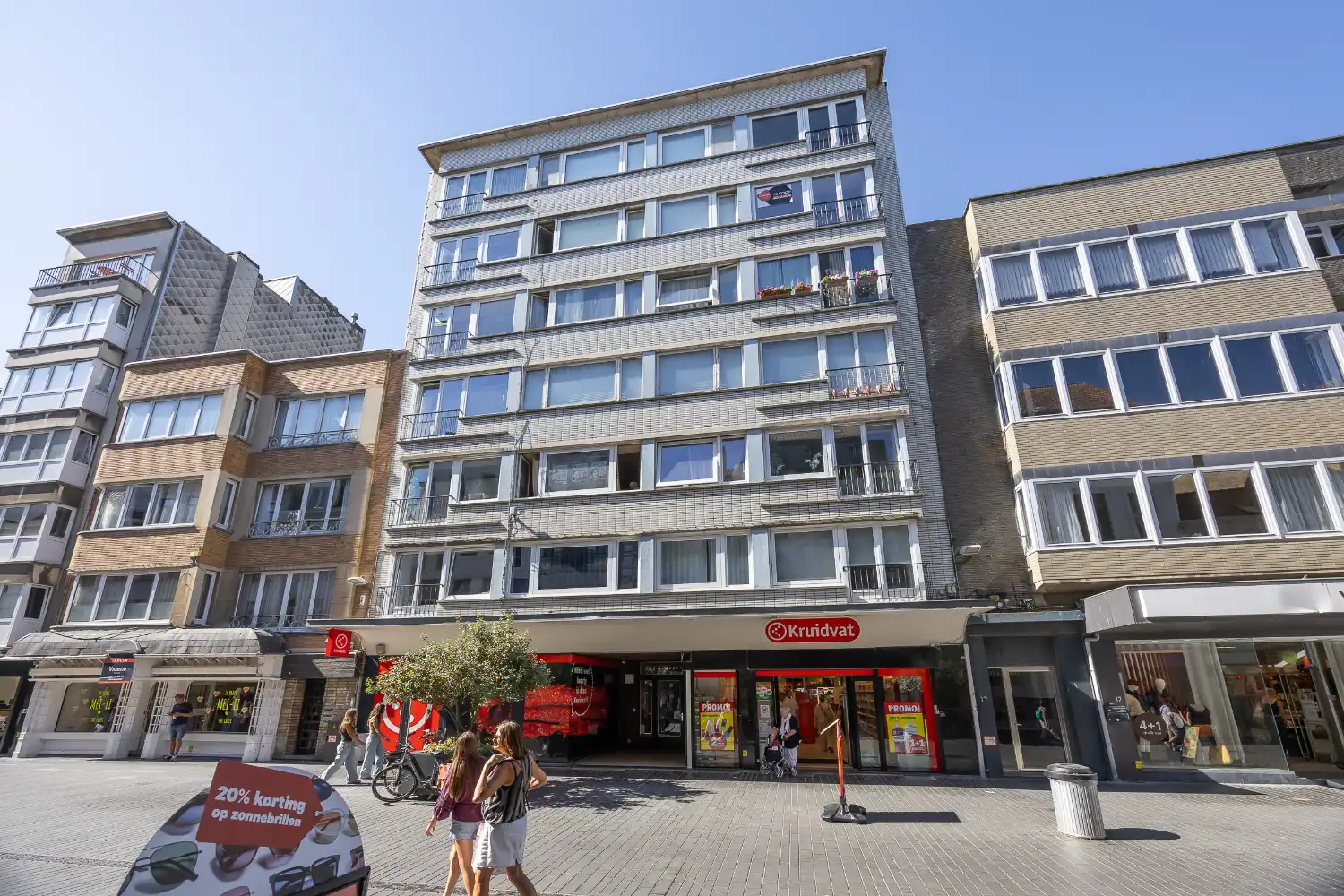 Gerenoveerd appartement in hartje Oostende foto 18