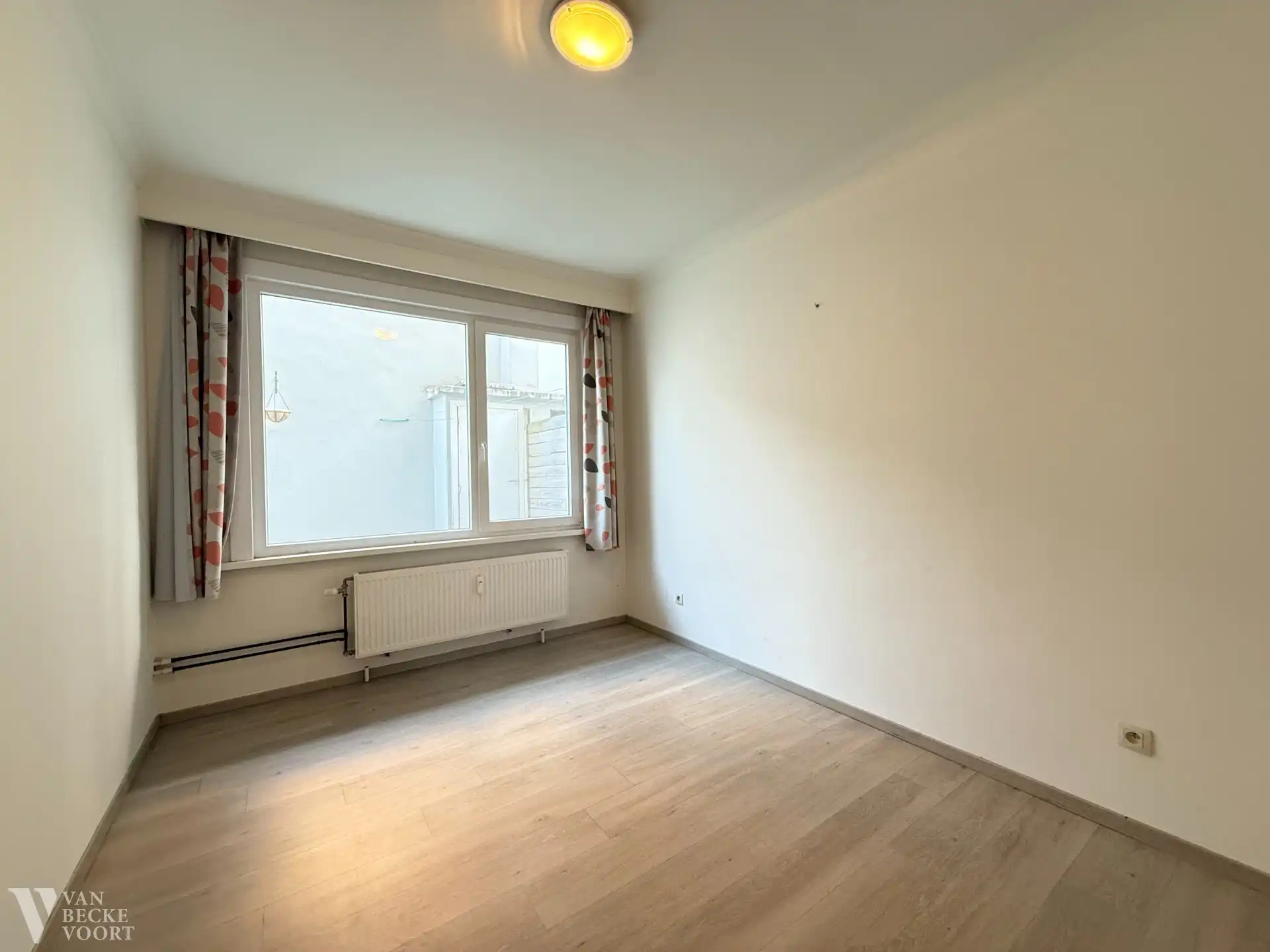 Ruim appartement met 2 slaapkamers foto 9