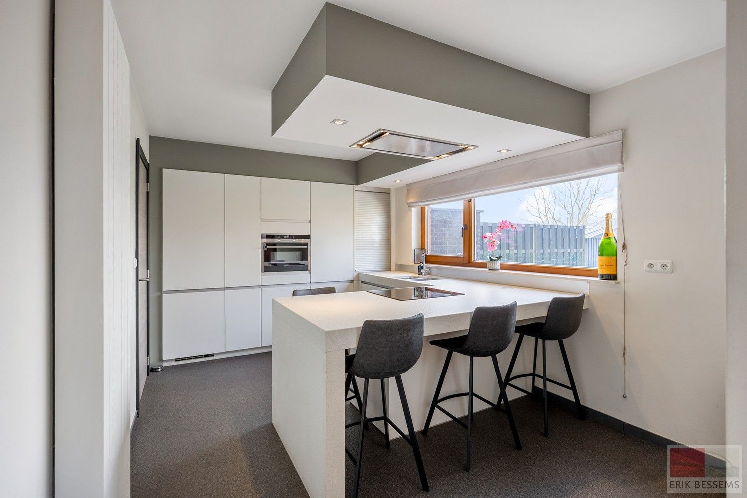Instapklare woning in een rustige woonwijk te Zichen-Zussen-Bolder (Riemst). foto 19