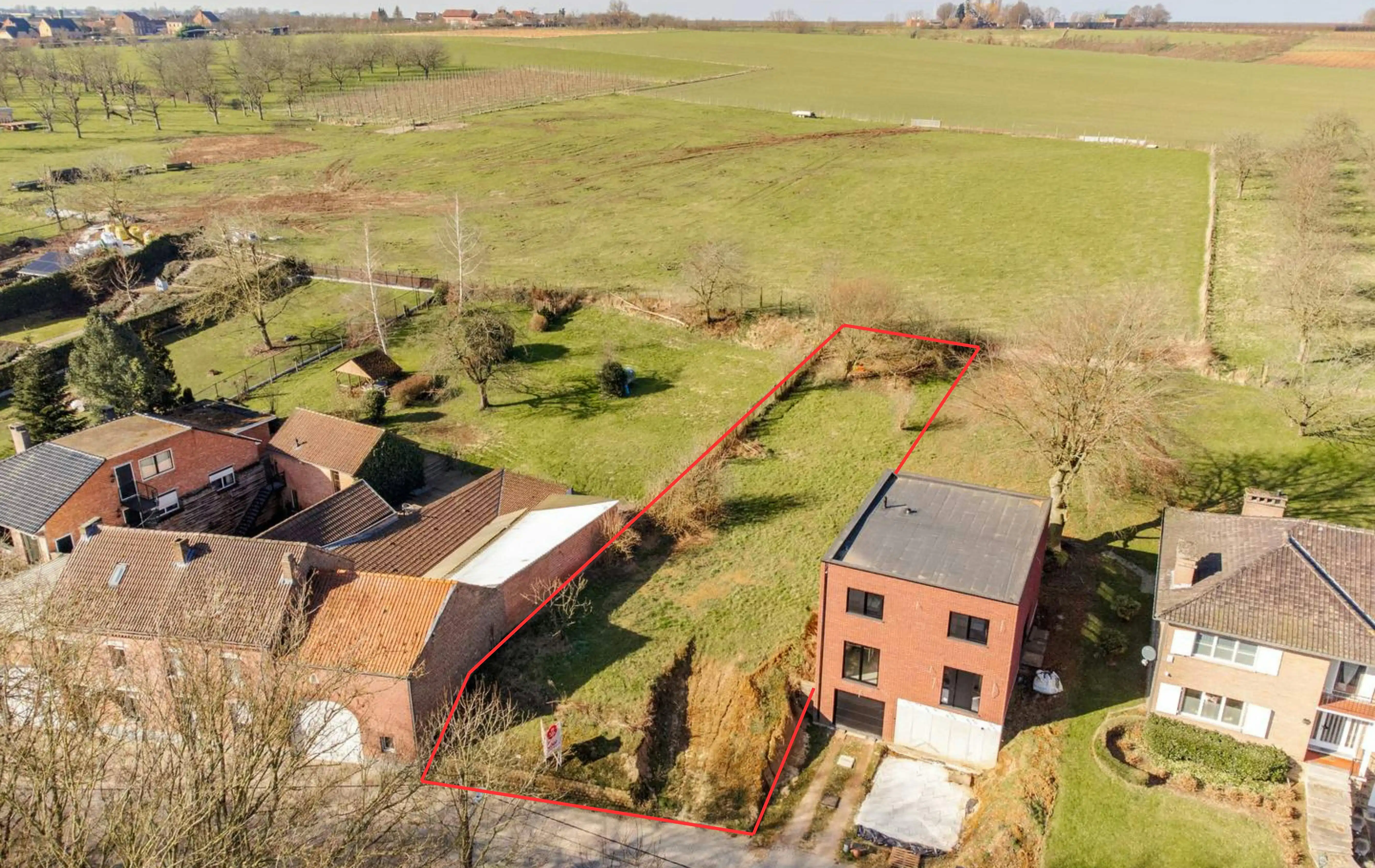 Rustig gelegen bouwgrond van 7a47ca te Groot-Gelmen foto {{pictureIndex}}
