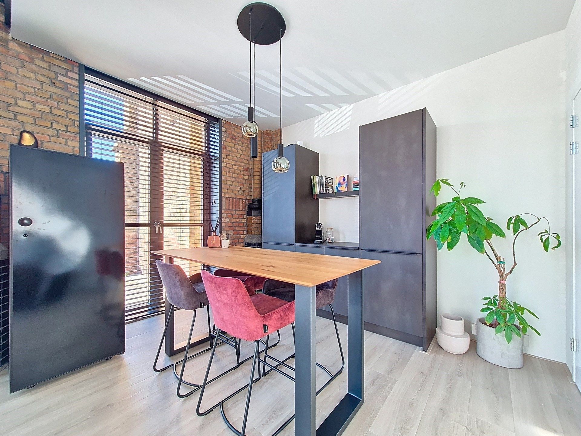 Uniek appartement met terras foto 4