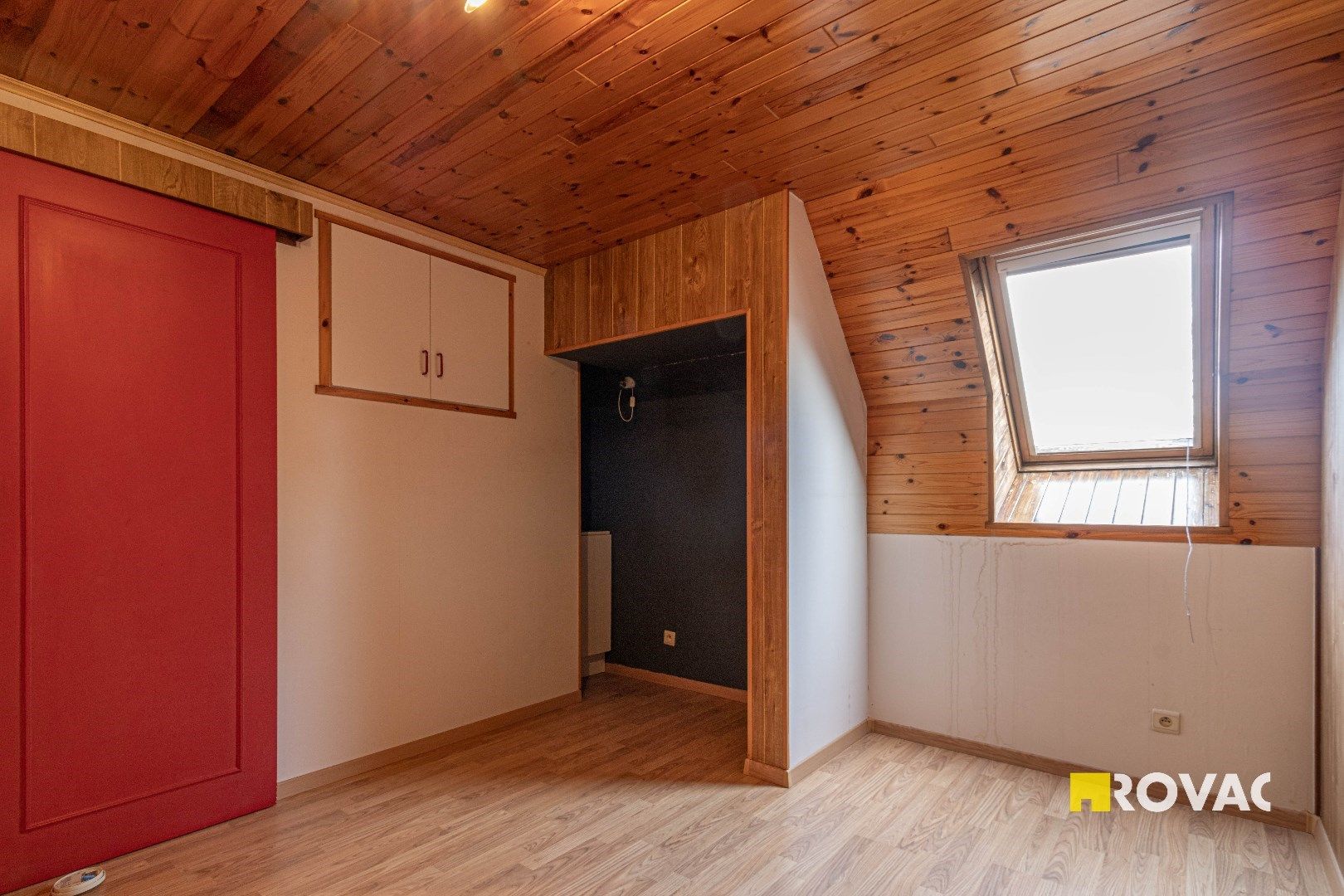 Knusse woning met tuin en uitweg in centrum Lendelede foto 16