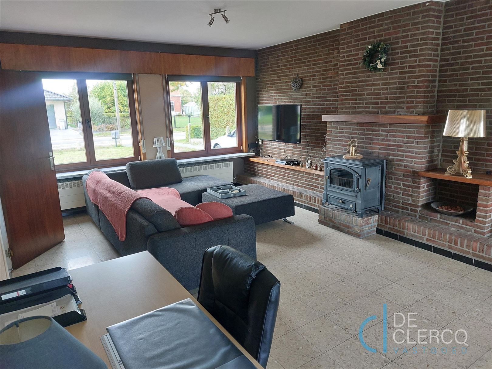 Zeer goed onderhouden bungalow met tuin TE HUUR in Lochristi! foto 7