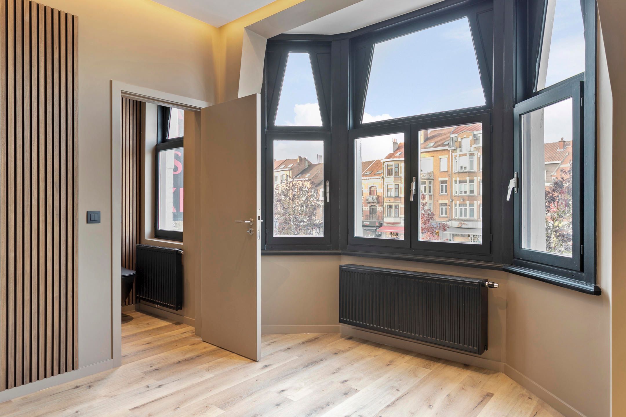 Prachtig high-end renovatieproject - 1 slpk met groot terras foto 10