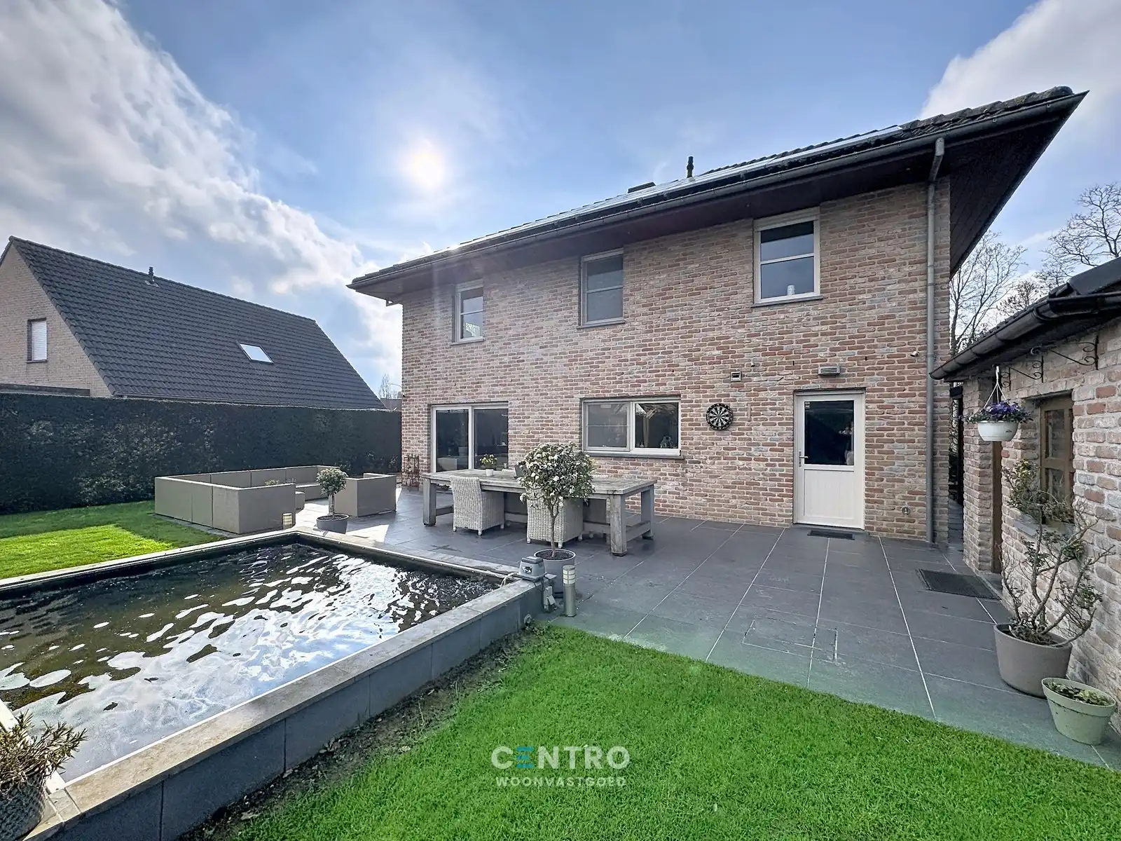 Kwalitatief afgewerkte villa met 4 slpks, garage én ZUIDger. tuin! foto 29