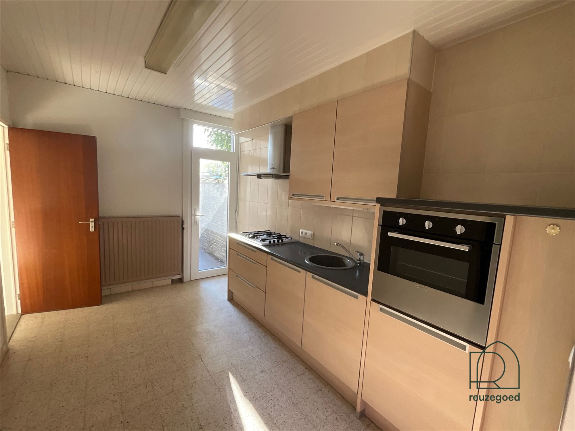 Opgefrist gelijkvloers éénslaapkamer appartement met zuidgerichte tuin in Mechelen foto 5