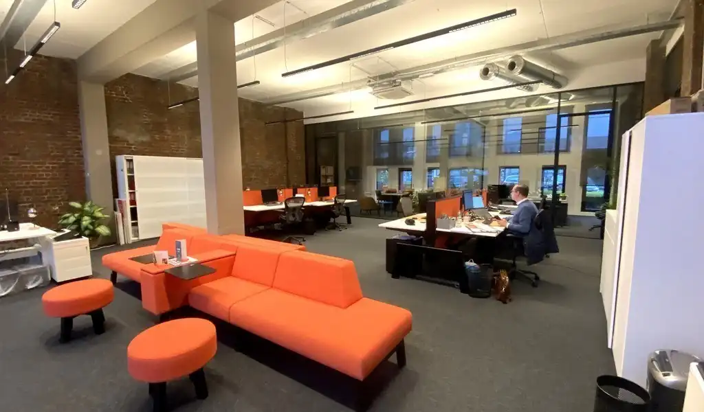 Recent ingerichte loftkantoren te koop in Kortrijk foto 9