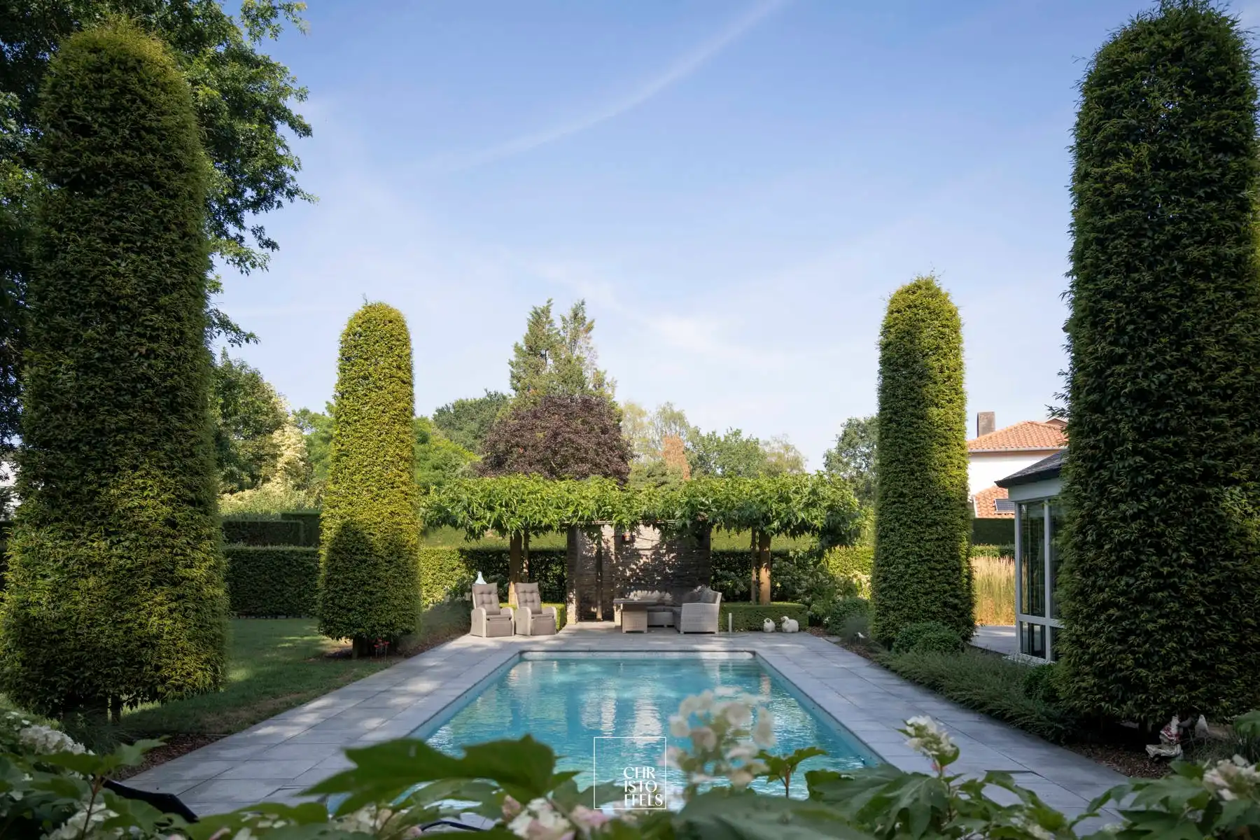Exclusieve villa van 458m² met buitenzwembad op een perceel van 2.231m² foto 18