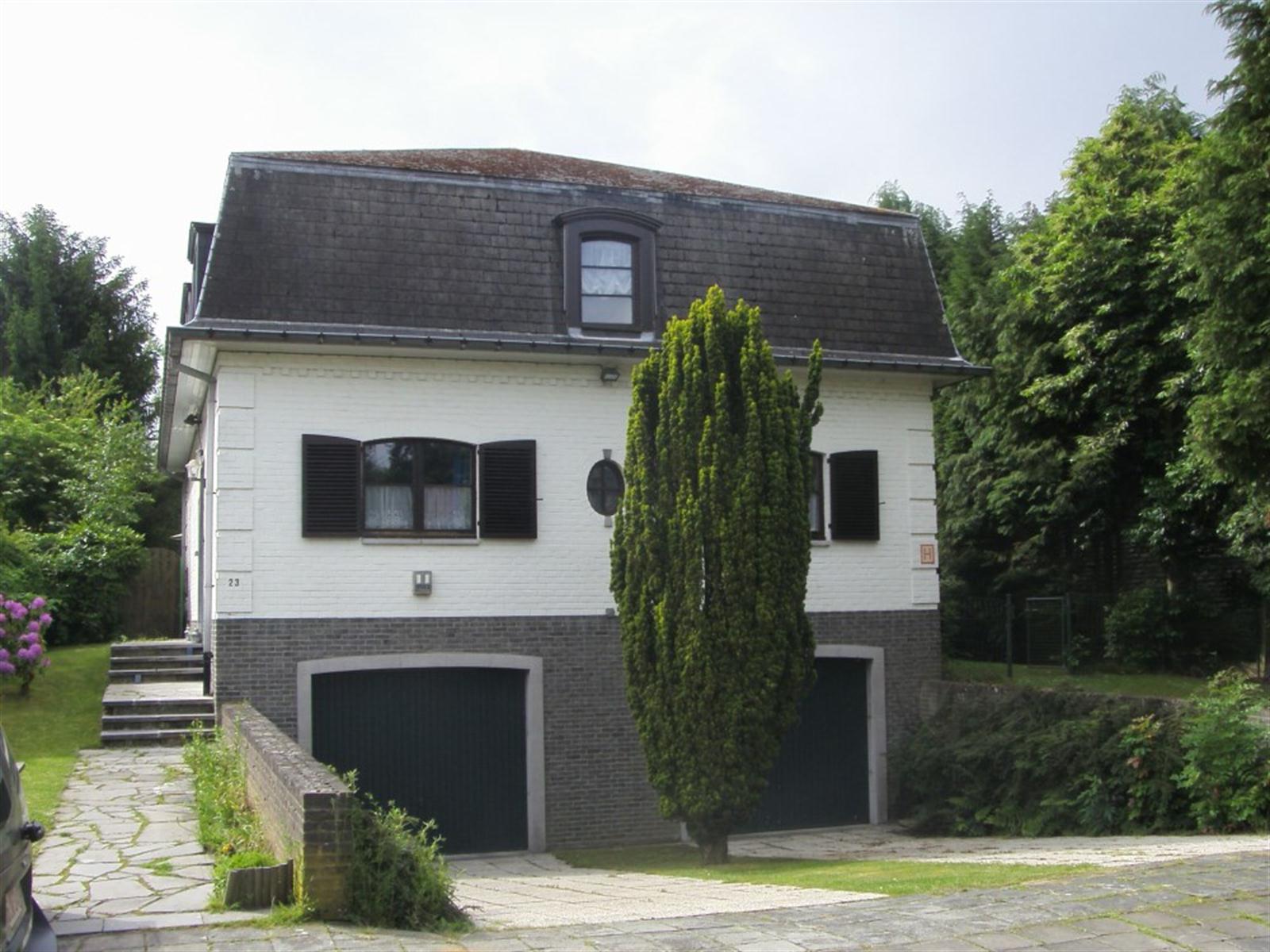 Ruime residentieel gelegen villa nabij de  BSB foto 6