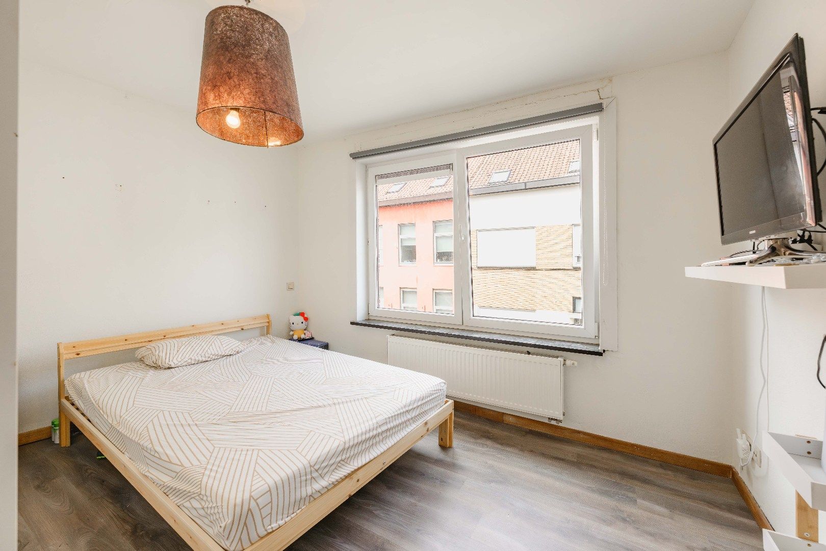 PERFECT INSTAPKLARE WONING MET TUIN EN 3 SLPKS IN HARTJE ROESELARE foto 11