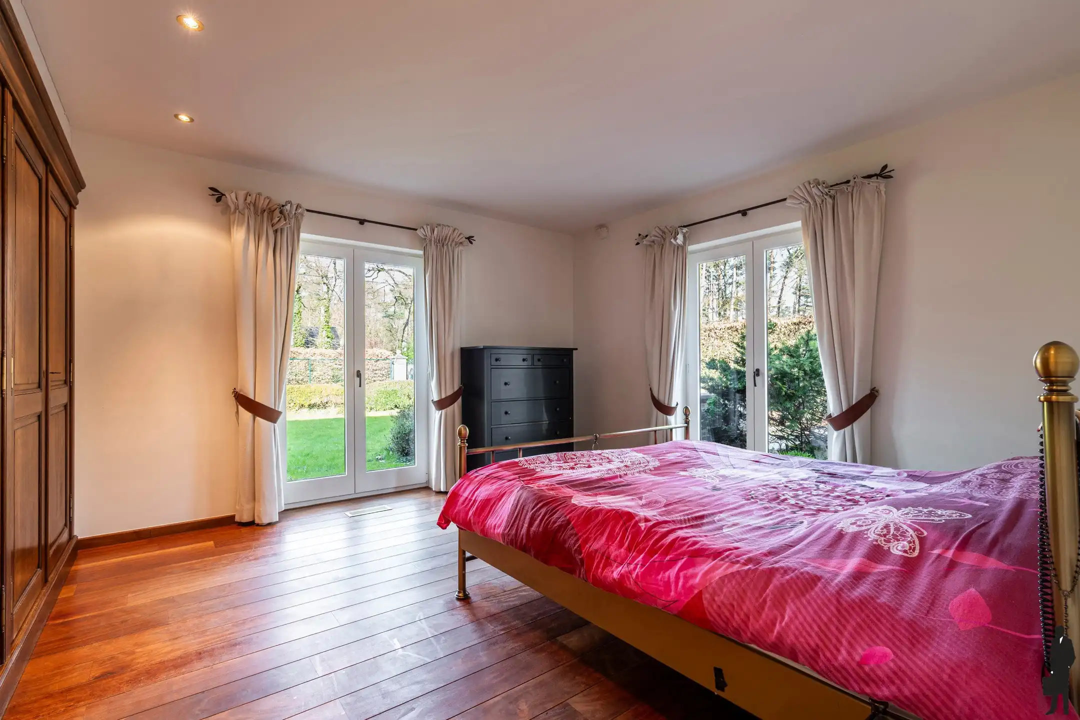 Instapklare villa met zwembad op rustige ligging te Schilde! foto 8