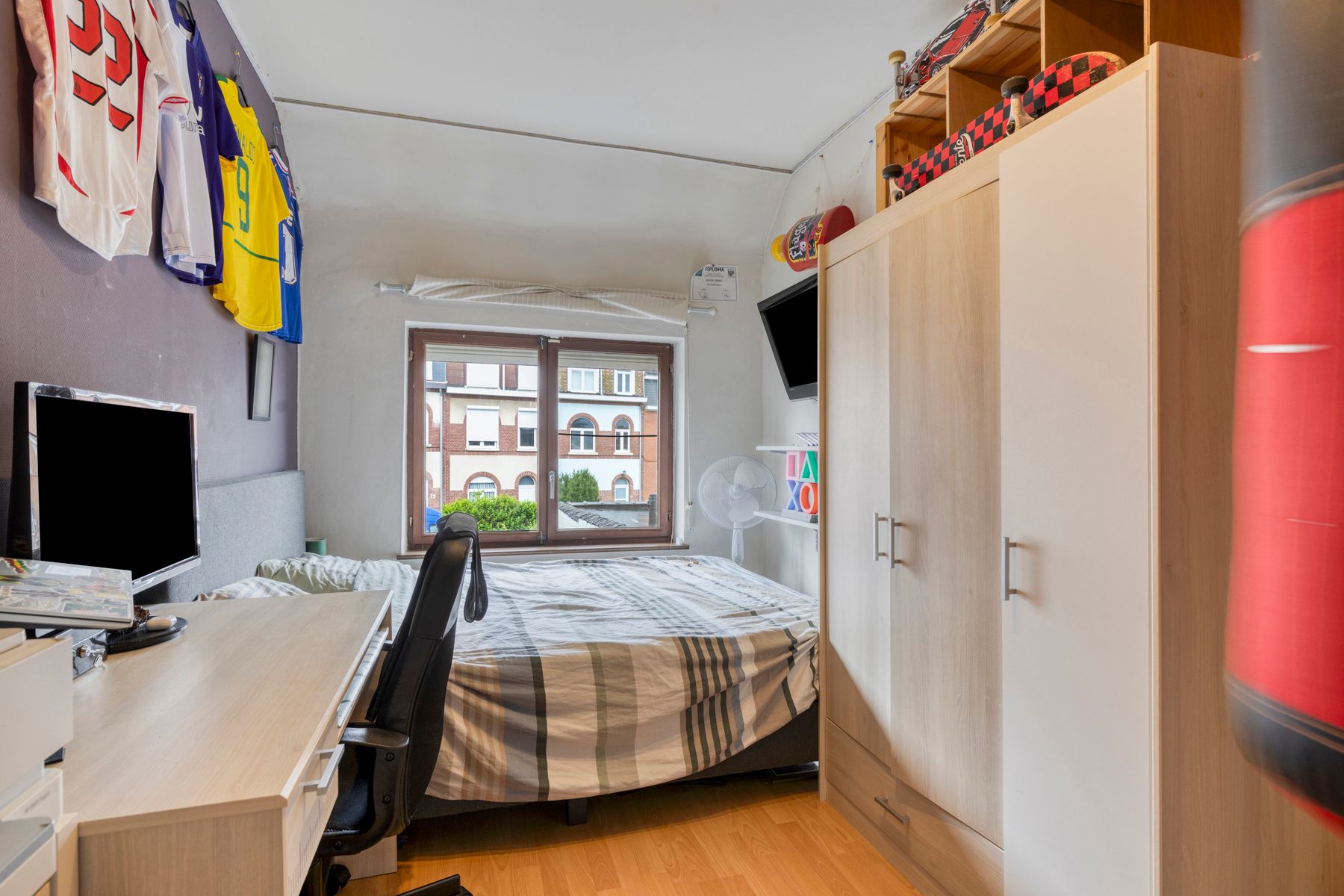 Gezellige rijwoning in gegeerde wijk te Halle foto 10