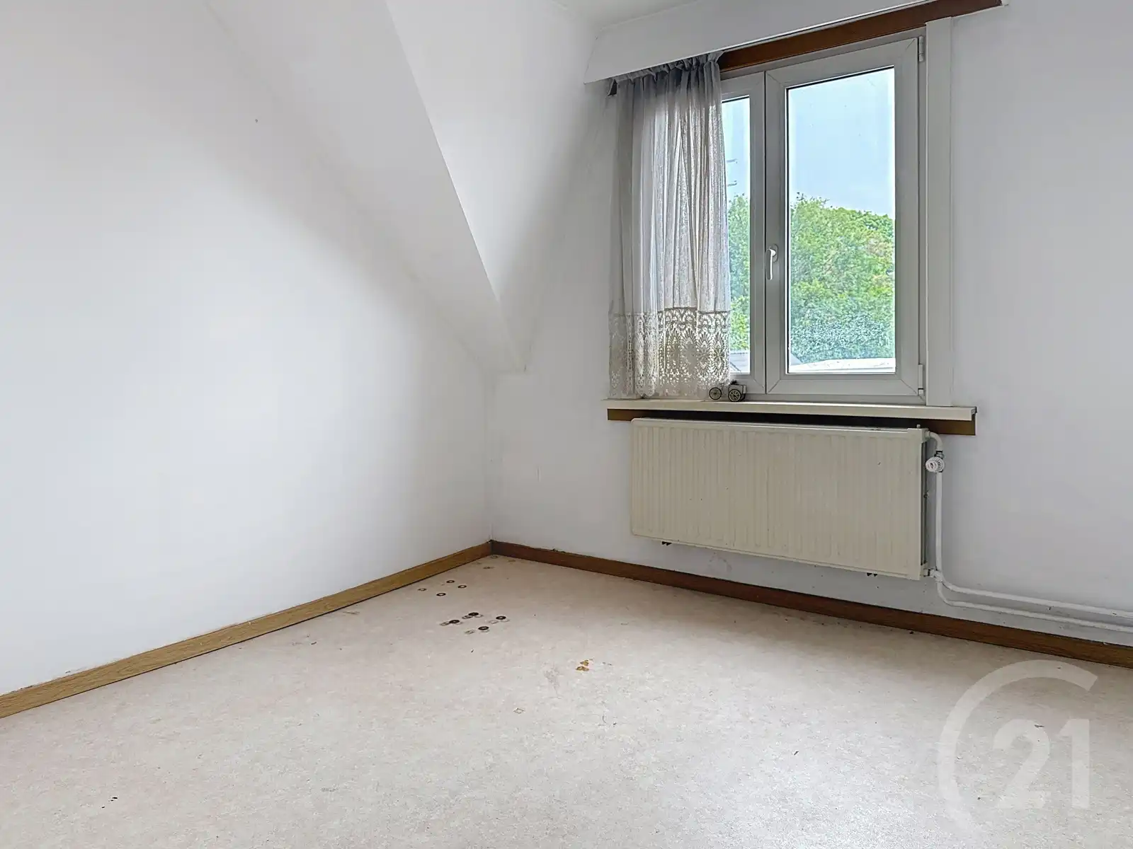 Zeer ruim appartement te koop in het centrum van Ramsel! foto 17