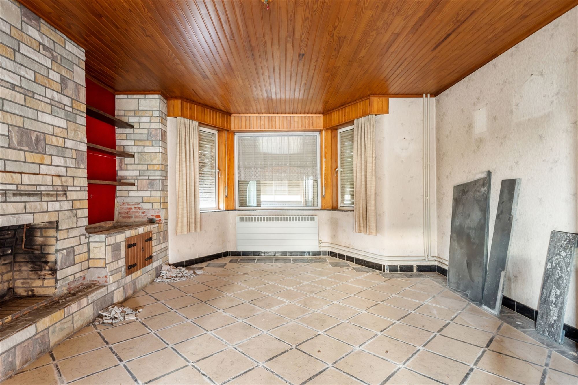 TE RENOVEREN OF AF TE BREKEN WONING OP EEN RUSTIGE LIGGEN TE PAAL foto 4