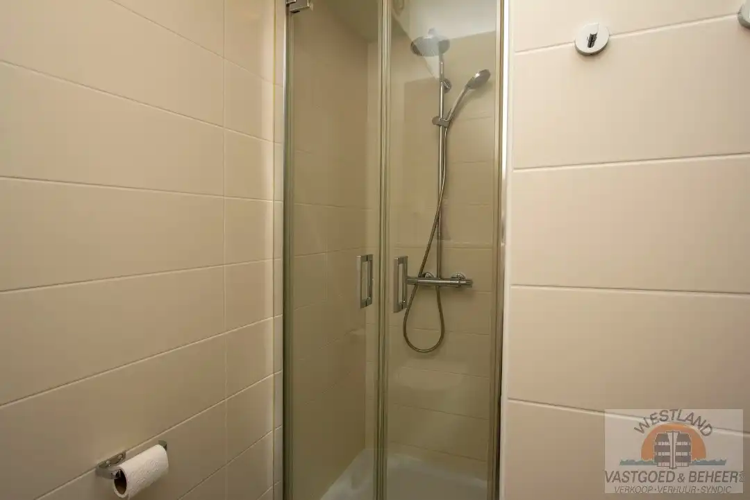 Ruime instapklare studio foto 8