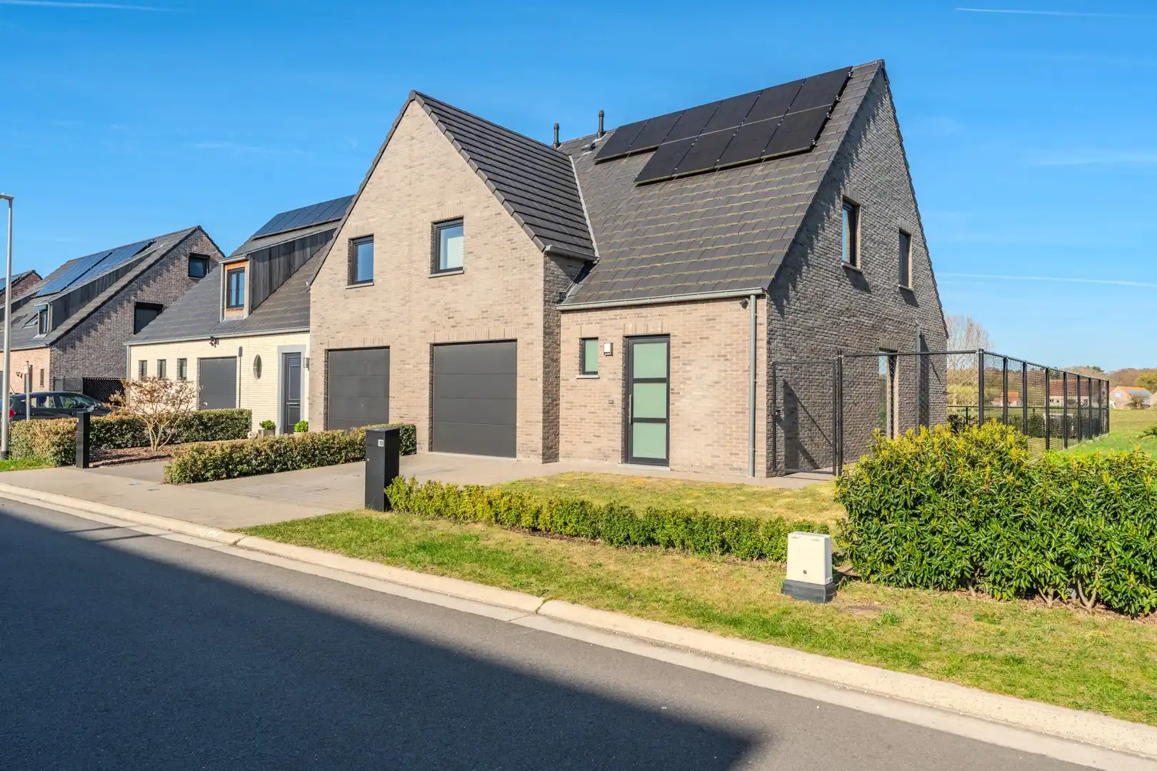 Kwaliteitsvolle recente woning (2022) met landelijk zicht foto 4