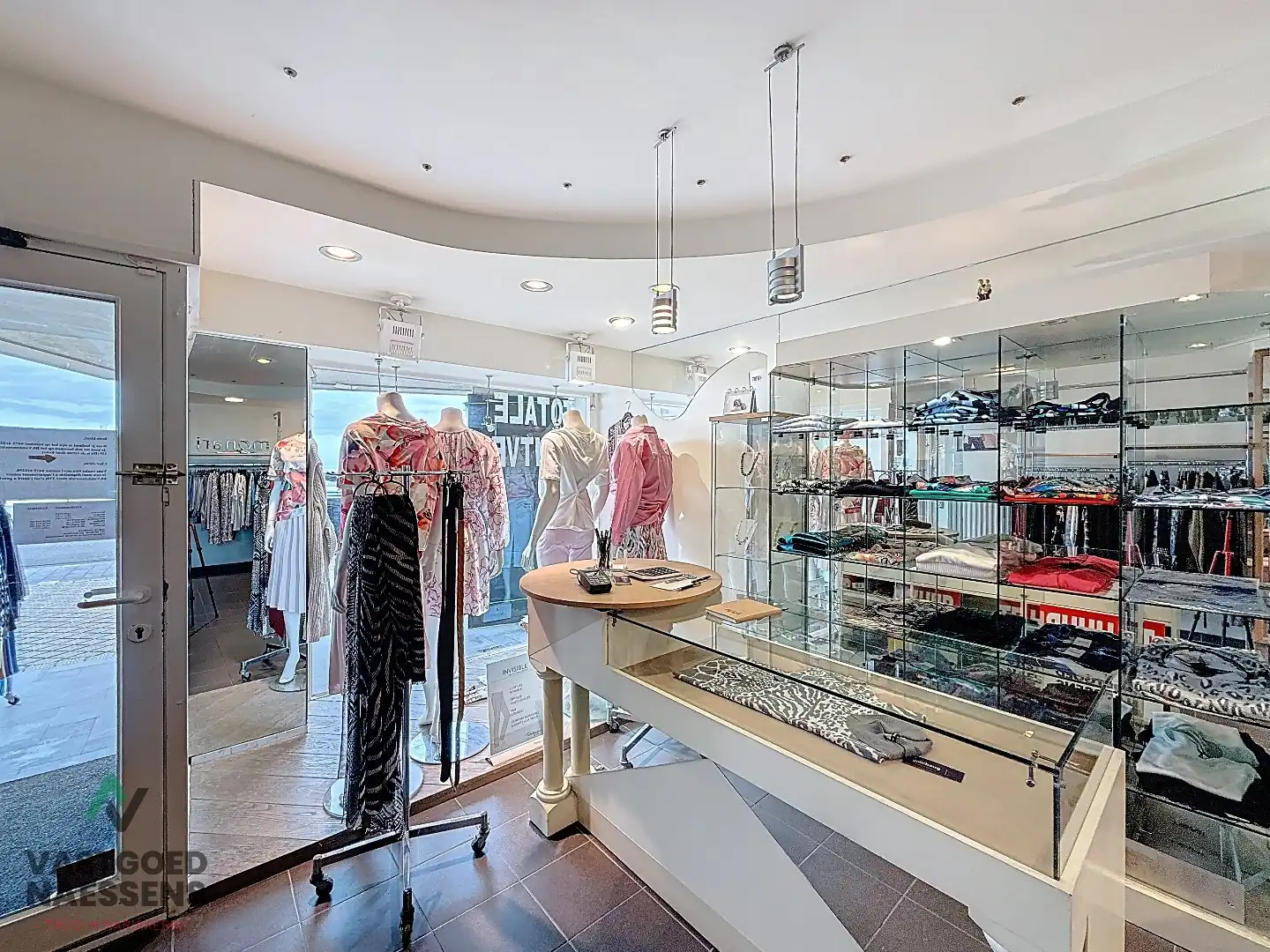 HANDELSPAND TE HUUR OP TOP LOCATIE - ZEEDIJK  foto 5