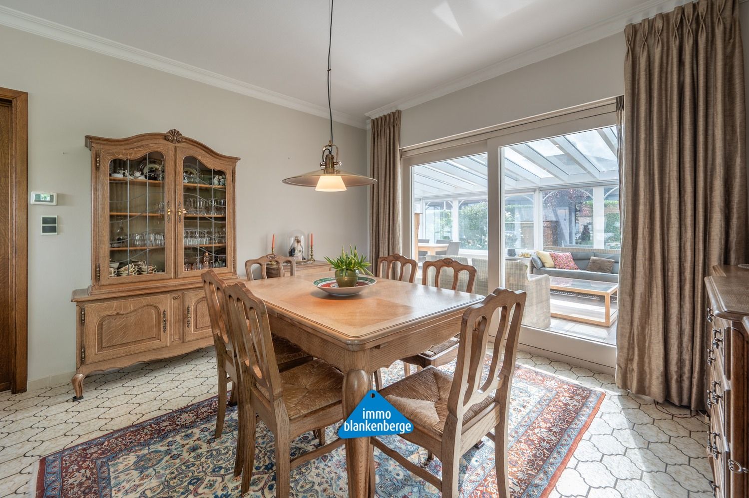 Ruime alleenstaande bungalow met tuin in rustige wijk foto 22