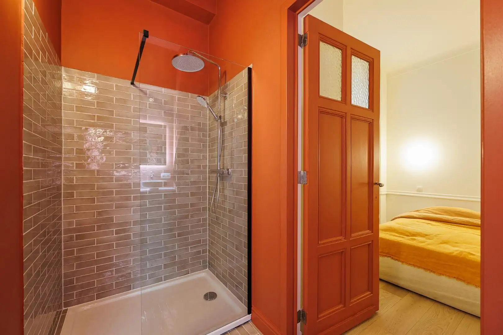 Gerenoveerd 2 slaapkamer appartement foto 7