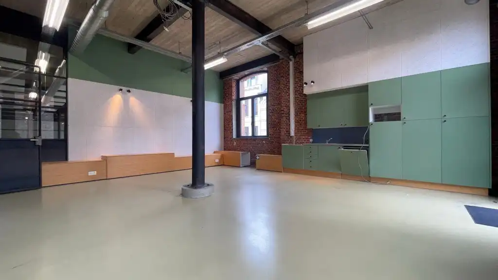 Uniek loftkantoor te huur nabij 't Eilandje in Antwerpen foto 10