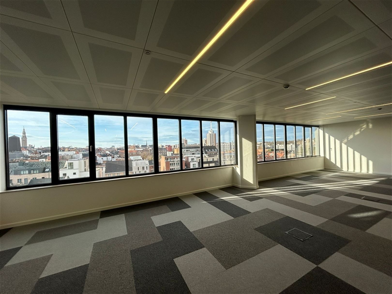Volledig rerenoveerde kantoren te huur vanaf 150 m² foto 28