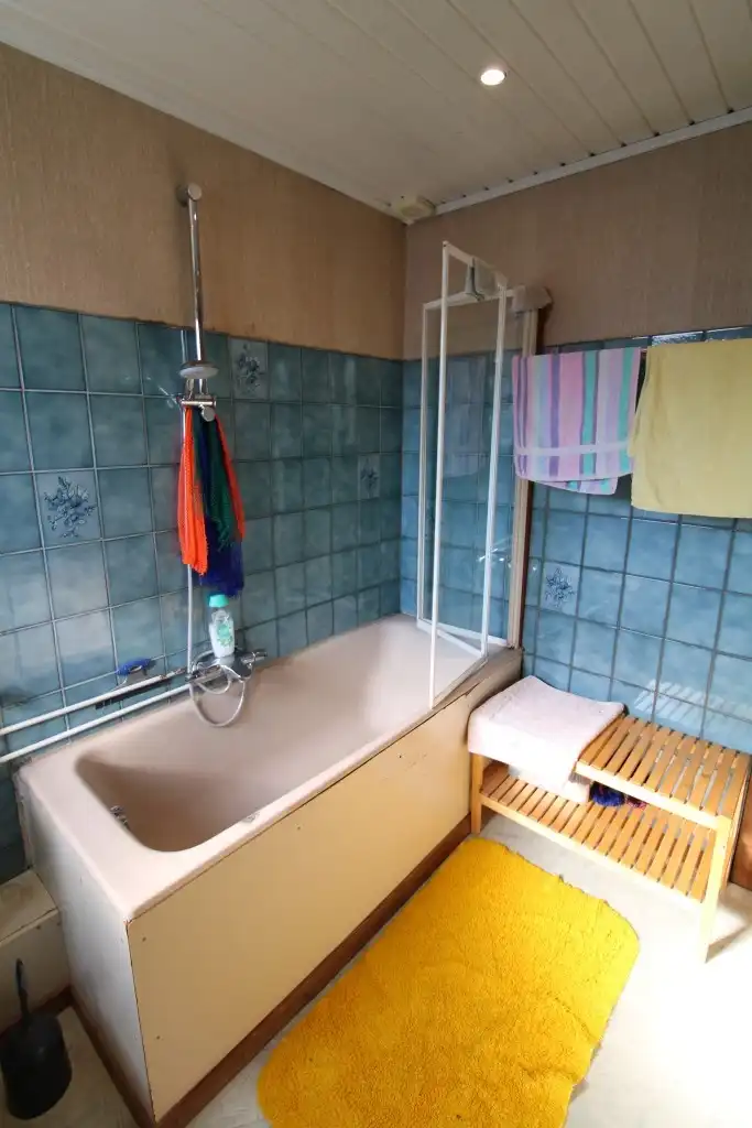 Zeer mooie halfopen woning met garage op gunstige ligging foto 14